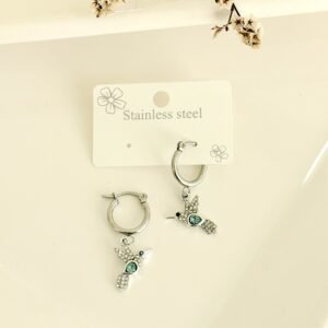 Aros de acero, argollas, colgante de colibrí, celeste.