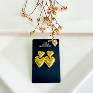 Aros de acero dorado, dos corazones.