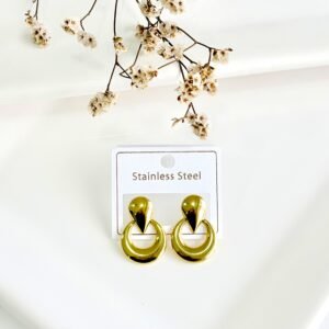 Aros de acero dorado con pasante.3 cm.
