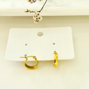Aros de acero redondos estilo argolla. 1.5 cm. de diámetro.