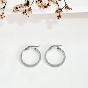Aros de acero, argolla, chatos. 2.5 cm. de diámetro.