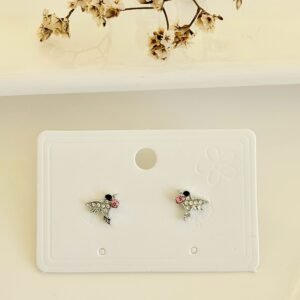 Aros pasantes, colibrí con strass y piedra rosa.