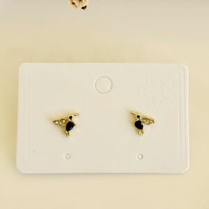 Aros pasante, colibrí dorado con strass y piedra negra.