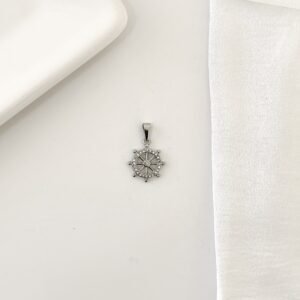 Dije de acero, timón con strass
