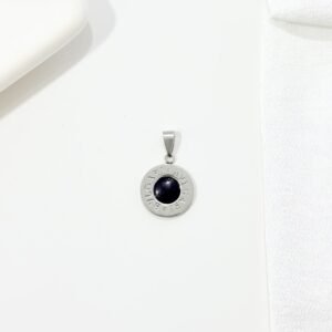Dije de acero, Bvlgari. Chico.