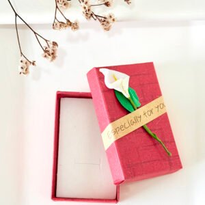Exhibidor-cajita para conjuntos/pulseras.