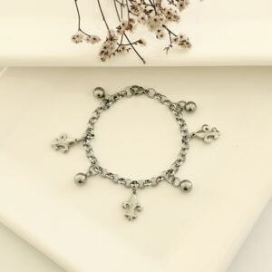 Pulsera acero con dijes.