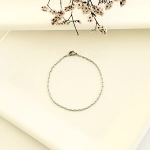 Pulsera acero cuadradita fina.