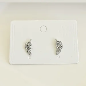 Aros pasantes, hojas con strass.