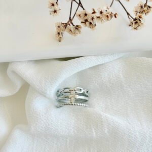 Anillo regulable de acero.