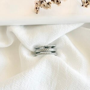 Anillo regulable de acero.